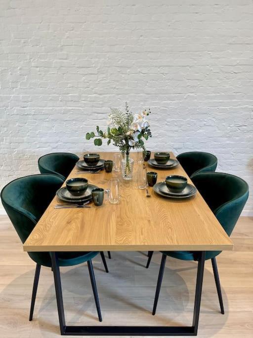 Schitterend Sint - Jacobs Loft In Antwerpen Apartment Luaran gambar